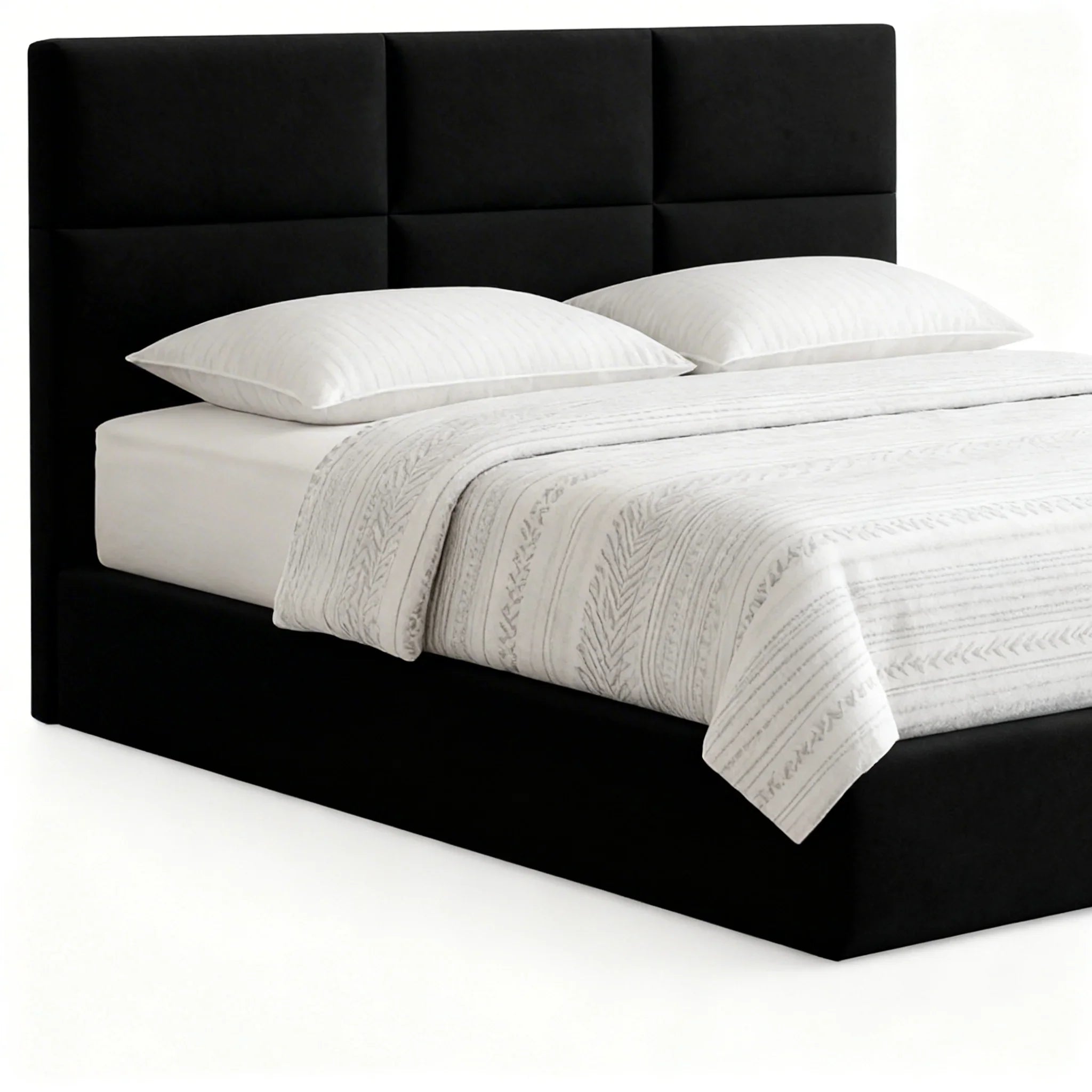 Cama estofada preta moderna com cabeceira alta e roupa de cama clara